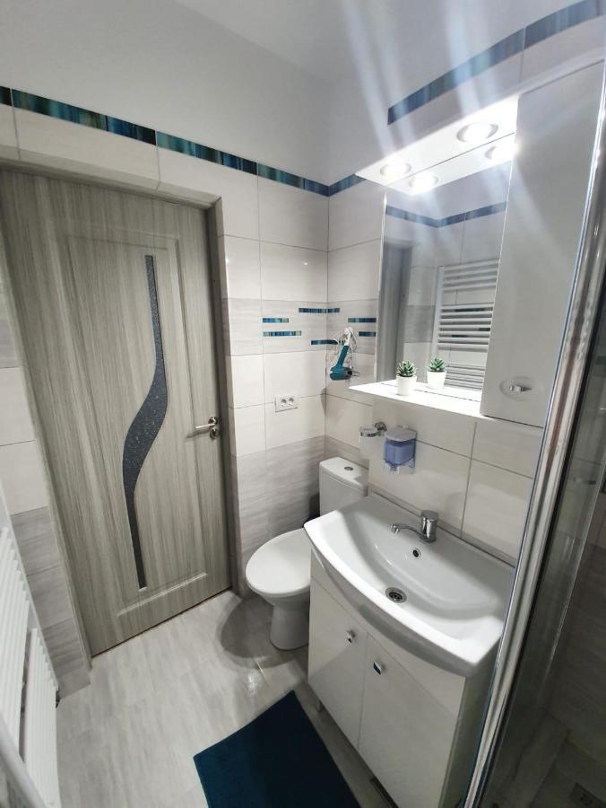 Apartament Ultra Central Marly Gura Humorului Ngoại thất bức ảnh